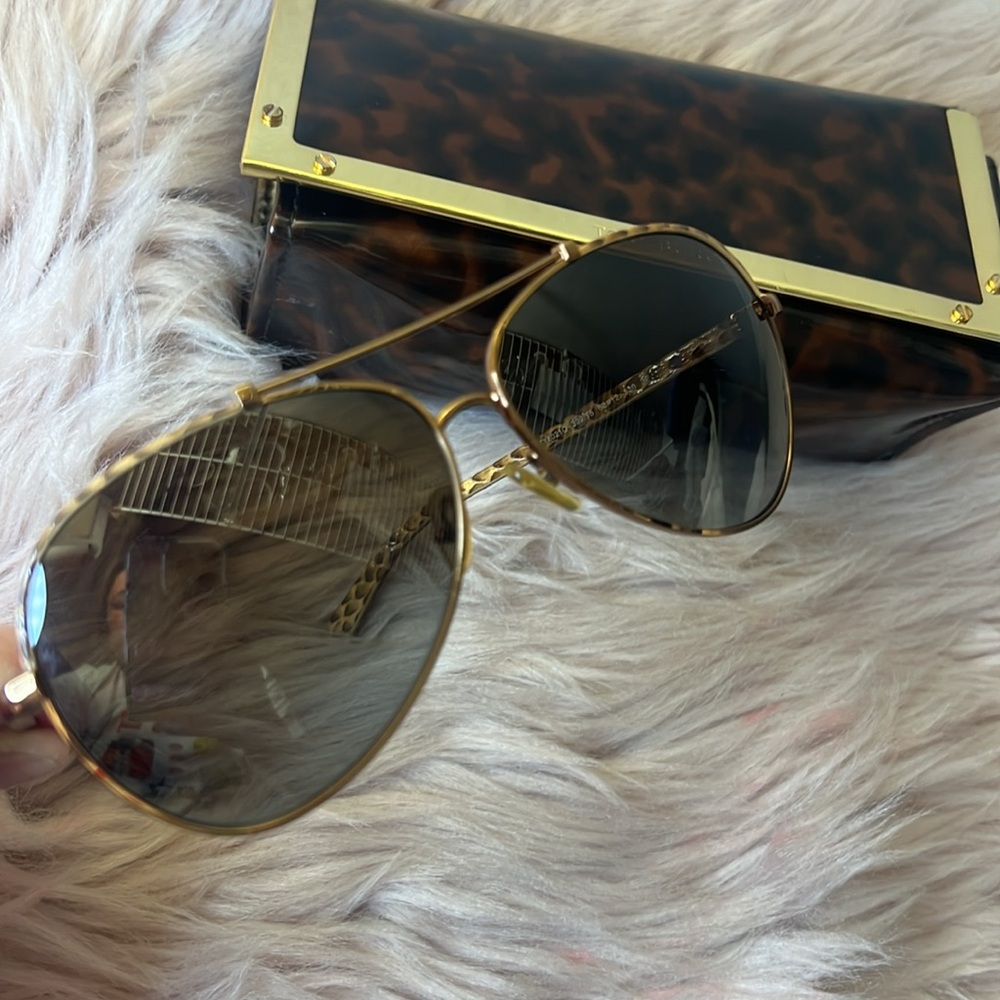 Tory Burch brown sunglasses - Picture 7 of 7